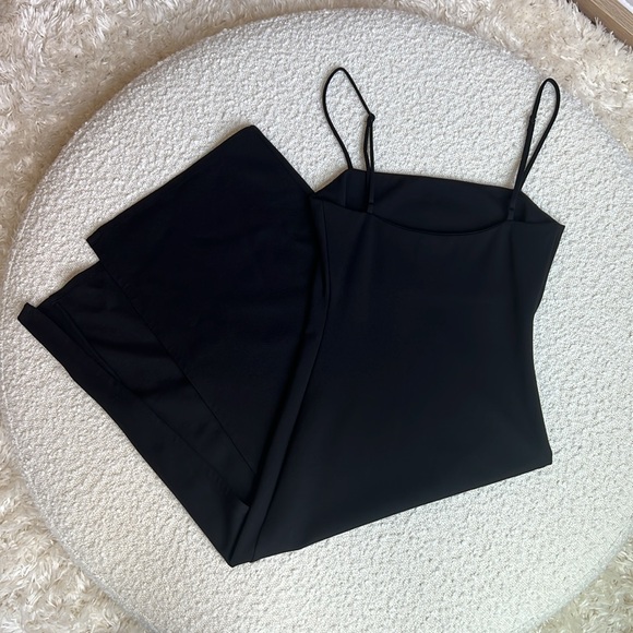Lovers and Friends Skylar Midi in Black, size XS, Worn Once, Perfect Condition - Picture 5 of 9